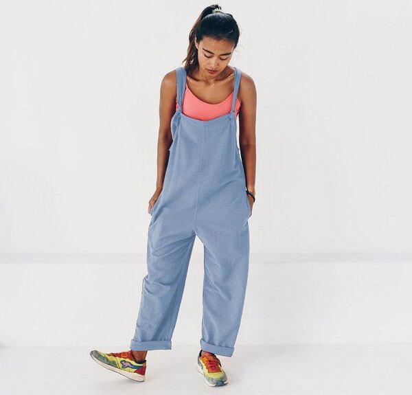 The Driftwood Tales Bequeme, geräumige Baumwoll / Leinen / Viskose Latzhose mit Seitentaschen