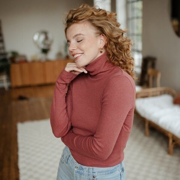 NORDLICHT Geripptes Rollkragenshirt Dana