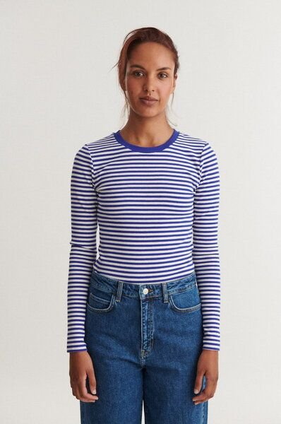 Basic Apparel LUDMILLA Langarmshirt aus Bio-Baumwolle