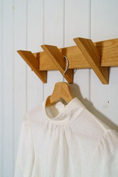Thumbnail - kleiderleiter_de Garderobe, Garderobenleiste ANDA aus massiver Eiche mit 5 /8 Haken in 60 oder 100 cm