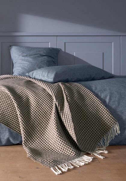 hessnatur Wollmix Waffle Plaid YARA aus Bio-Lambswool mit Bio-Baumwolle