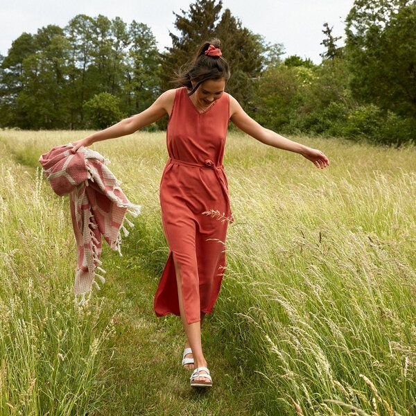 WiDDA berlin Maxikleid VANI in Schwarz oder Terra - aus Lyocell TENCEL®