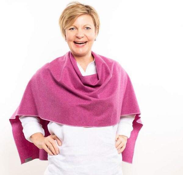 nahtur-design wärmender Poncho und Schulterwärmer aus 100% Schurwolle