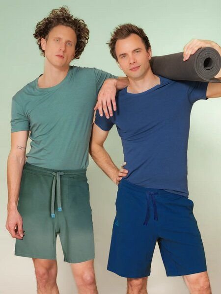 nice to meet me Classic Short Unisex