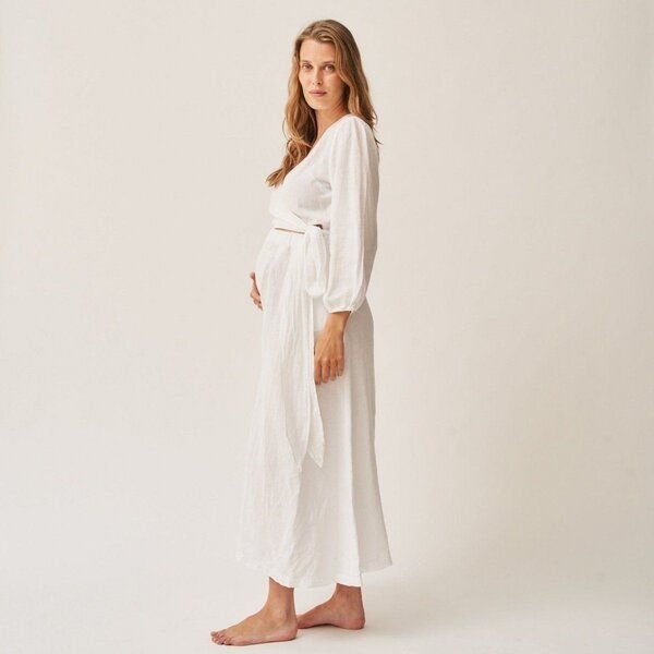 The Mama Set Leinen-Wickelkleid „The Linen Wrap Dress“ Elegantes Wickelkleid aus 100 % Leinen für Schwangerschaft & Stil...