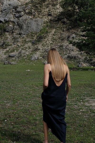 gust. Leinenkleid mit Rückenausschnitt - 100% Bio-Leinen