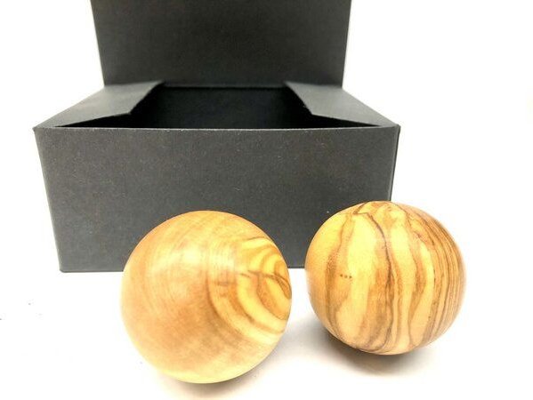 Olivenholz erleben Anti-Stress-Kugeln (im 2er Set) aus Olivenholz
