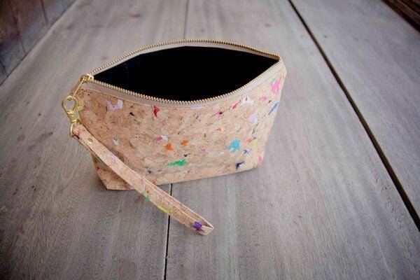 BY COPALA Kleines Täschchen aus buntem Recycling-Kork / Vegan / Kosmetiktasche