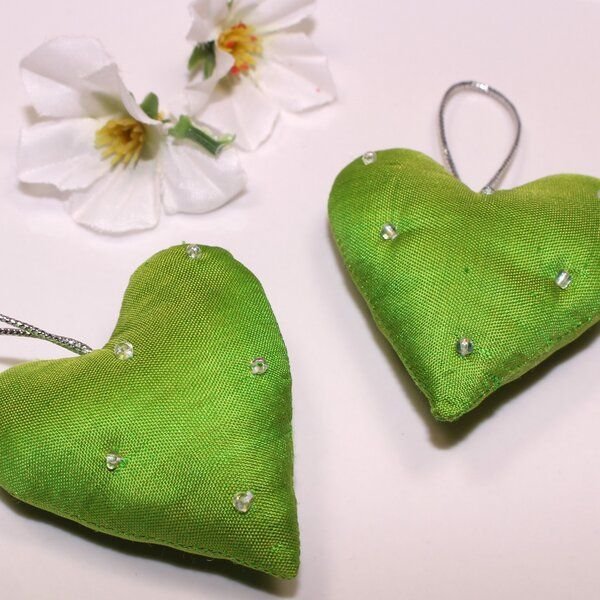 Thumbnail - Schönes aus Indochina 6 Herzen aus Seide M