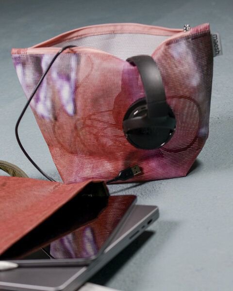 maesh Kosmetiktasche / Kabeltasche aus recycelten Material