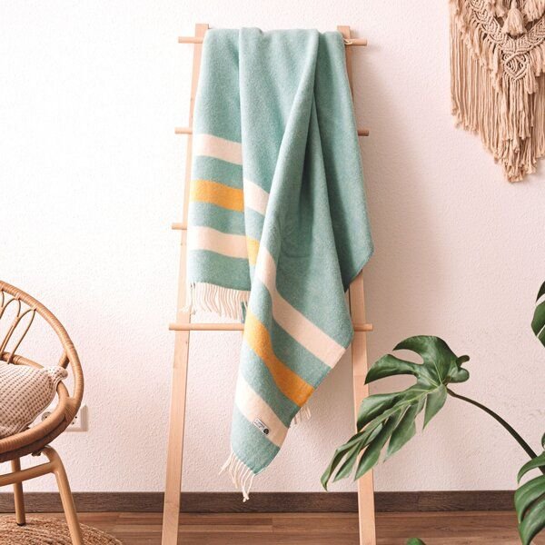 Steppenwolle Türkise Kuscheldecke GLACIER | 100% Mulesingfreie Schurwolle