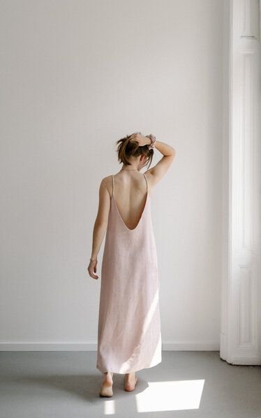 Thumbnail - gust. Leinenkleid mit Rückenausschnitt - 100% Bio-Leinen