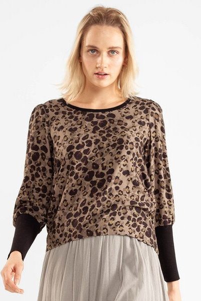Alma & Lovis Legeres Blusenshirt mit Allover-Print | Animalprint Blusenshirt