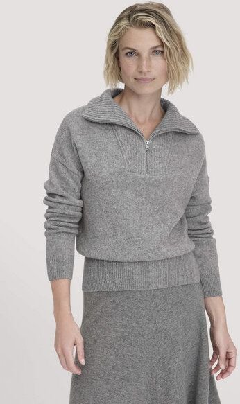 hessnatur Strick Troyer Relaxed BETTER RECYCLING aus reiner Bio-Merinowolle