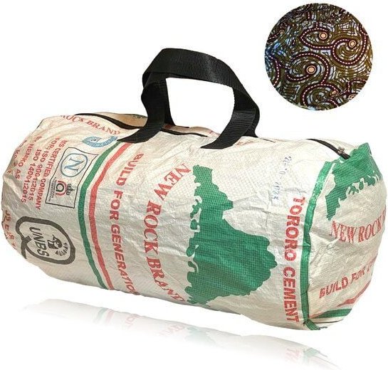 Kimuli Handgenähte Sporttasche & Reisetasche aus recycelten Zementsäcken