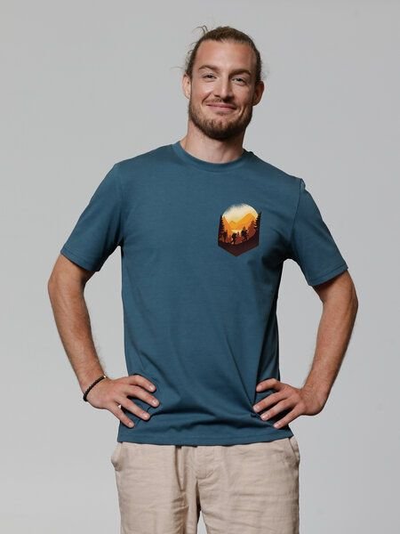 watapparel T-Shirt Unisex Hiking in the mountains