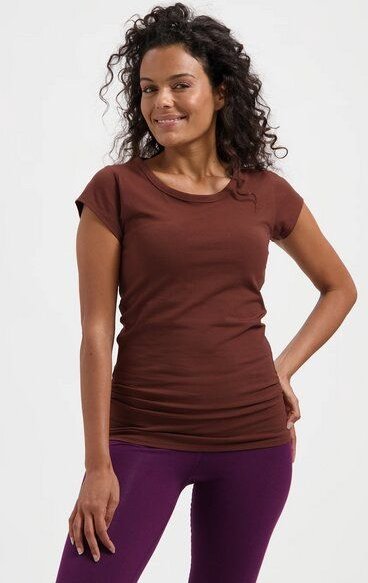 Urban Goddess Zefira Yoga Tee