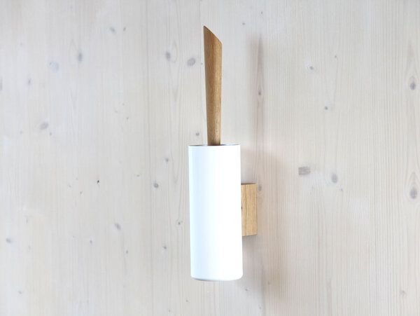 werkvoll by Lena Peter Holz Wand WC-Bürste FIRE