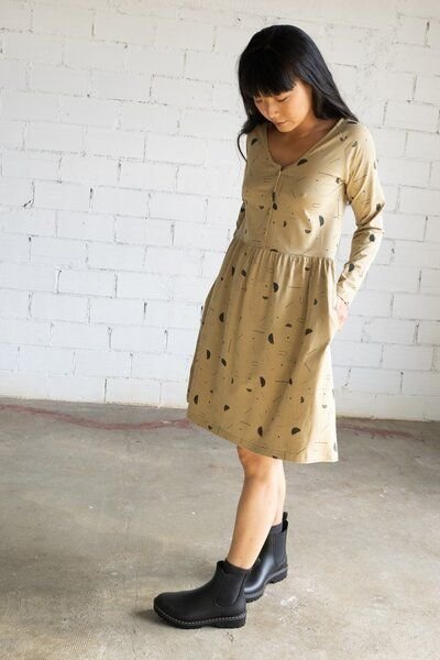 TIRALAHILACHA Giorgia dress with raglan sleeves
