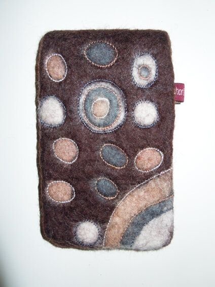 short'n'pietz Handyhülle handgefilzt aus 100% Schafswolle