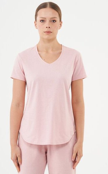 ORGANICATION ESSENTIALS-TUBA- Basic T-Shirt aus Bio-Baumwolle mit V-Ausschnitt