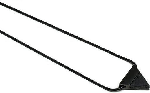 BeWooden Kette mit dreieckigem Anhänger - Edelstahl und Holz Kombination - Verschiedene Farbvarianten