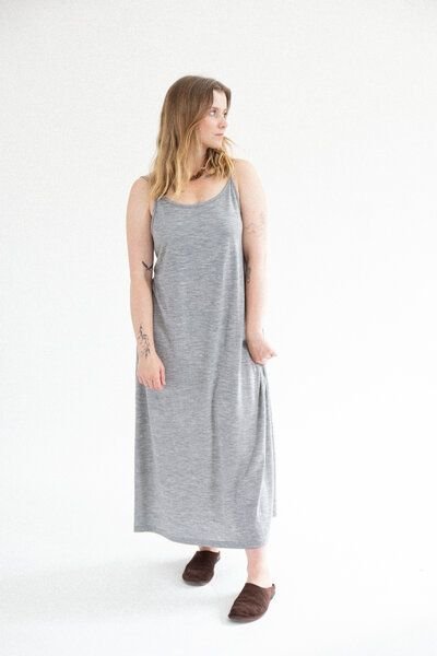 Kopyto MOA Light - Luftiges Sommerkleid aus leichter 100% Merinowolle
