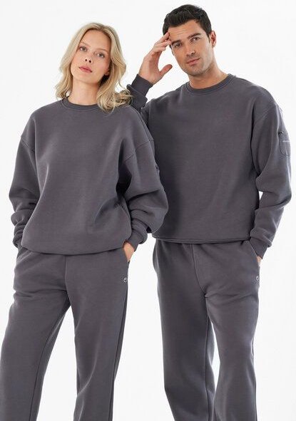 ORGANICATION SAYLORR | Essentials Travel Unisex Sweatshirt aus Bio-Baumwolle und recyceltem Polyester