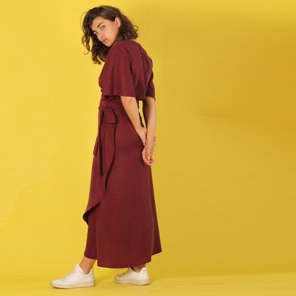 ManduTrap Langes Tencel Wickelkleid "Luma" in violett oder grau-olive