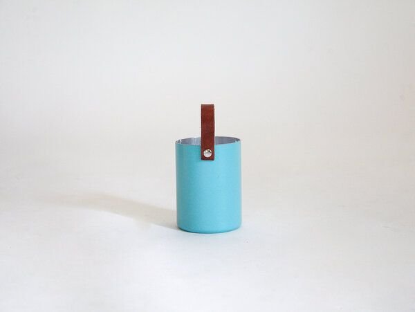 werkvoll by Lena Peter Recycling Feuerlöscher Henkeldose FIRE