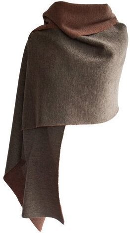 austriandesign.at EIN LochSchal reversibel aus extrafeiner Merinowolle