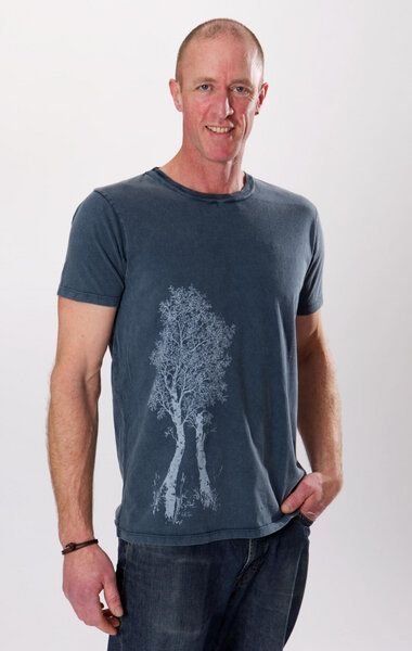 Life-Tree Shirt aus Biobaumwolle für Herren "Birke" in Washed Blue