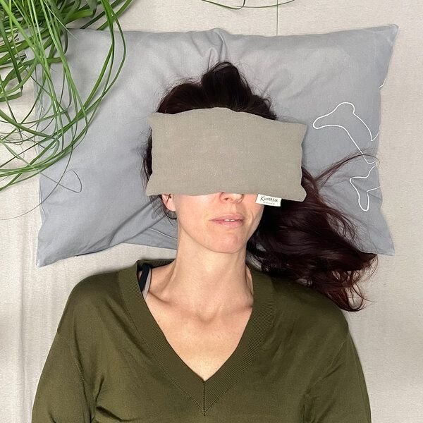 Kumanu - von Natur aus gut Getreide-Augenkissen | 25x12cm | mit oder ohne Lavendelduft