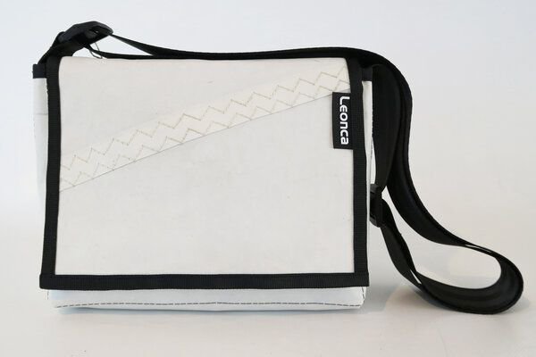 Leonca Tasche aus recyceltem Segel in 5 Größen