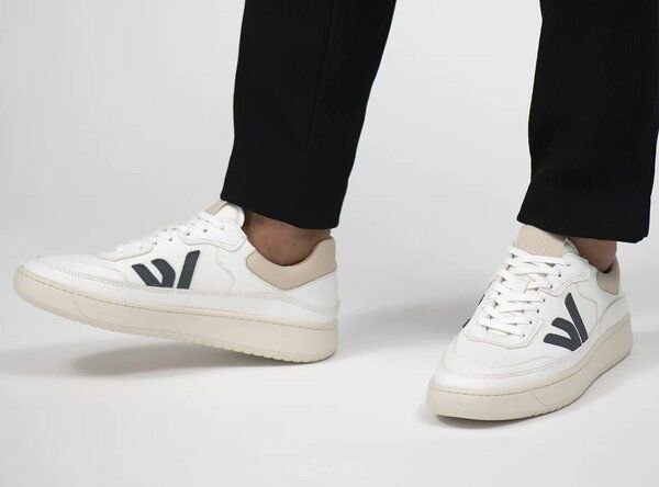 Wayz The Misfit Unisex - White Grey Almond Milk