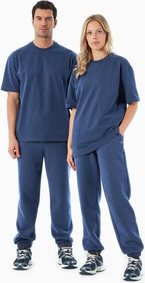 ORGANICATION TUSSEM | Essentials Travel Unisex T-Shirt aus Bio-Baumwolle