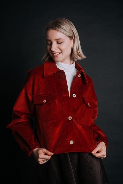 De IONESCU Cordjacke für Damen – weiche Textur, natürliche Wärme, müheloser Stil