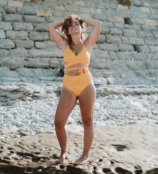 Anekdot Bikini Set Lin Top + Skyline High Slip