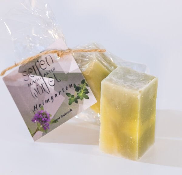 Seifenmanufaktur Würfel handgefertigte vegane Naturseifen aus Bioölen, Heimgarten Würfel