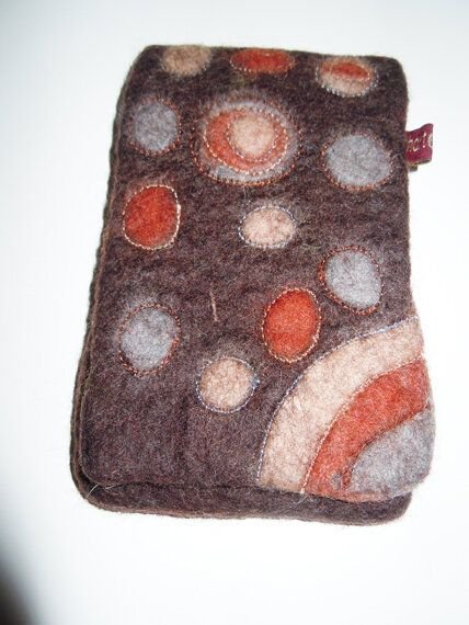 short'n'pietz Handyhülle handgefilzt aus 100% Schafswolle