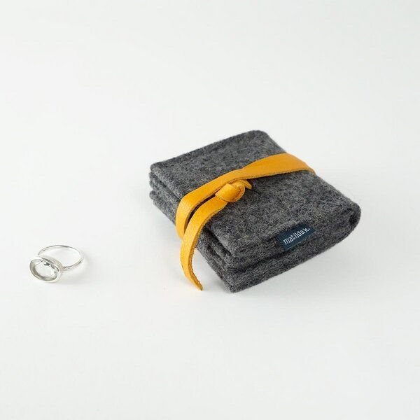 matilda k. manufaktur Schmuckaufbewahrung 'schmucknest' klein aus Wollfilz dunkelgrau 'margarete'