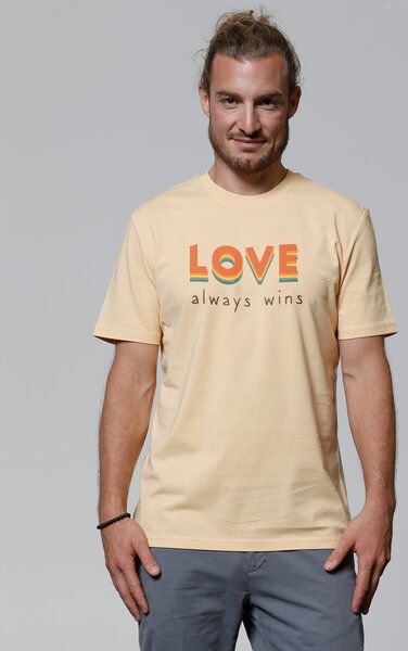 watapparel T-Shirt Unisex Love always wins