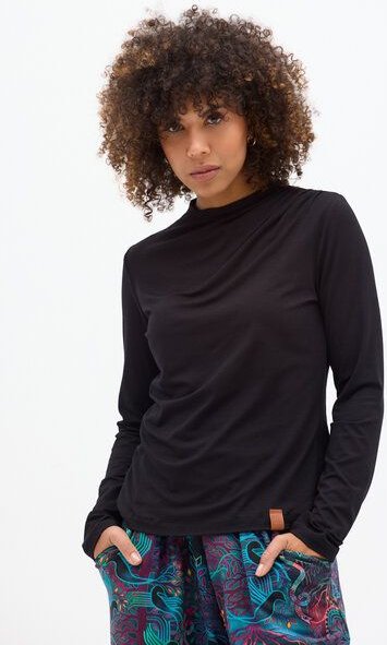 Rollkragenpulli Camino – Klassischer, figurbetonter Schnitt – Dekorative Raffung – 100 % in der EU fair produziert – KOK...