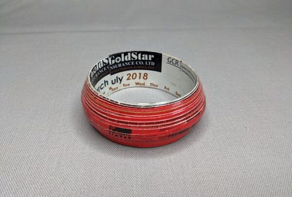 PEARLS OF AFRICA Armreif aus Recyclingpapier "MIRIAM MAKEBA"