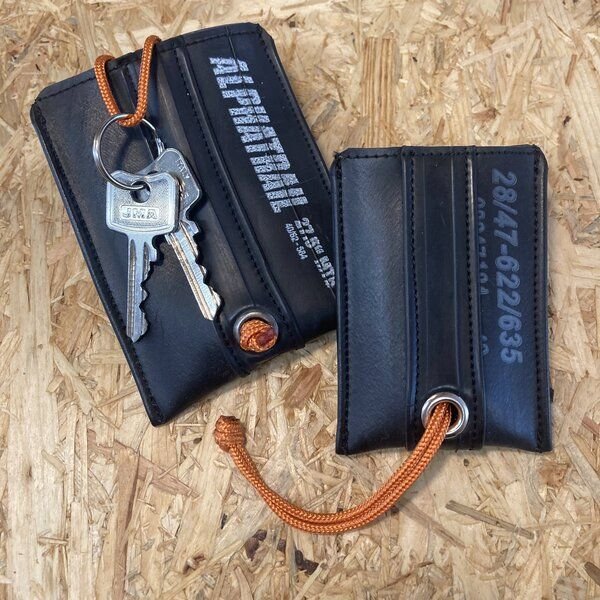 ARTHURKOPF Schlüsseletui aus Fahrradschlauch, Schlüsselglocke