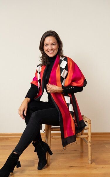 URBAN MEDLEY Eri Peace Seidenschal Ina