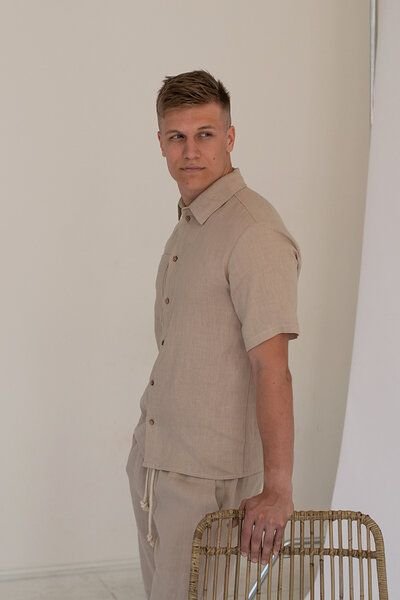 gust. Herren Kurzarm Leinenhemd - Linen shirt - Short sleeve - 100% Bio-Leinen