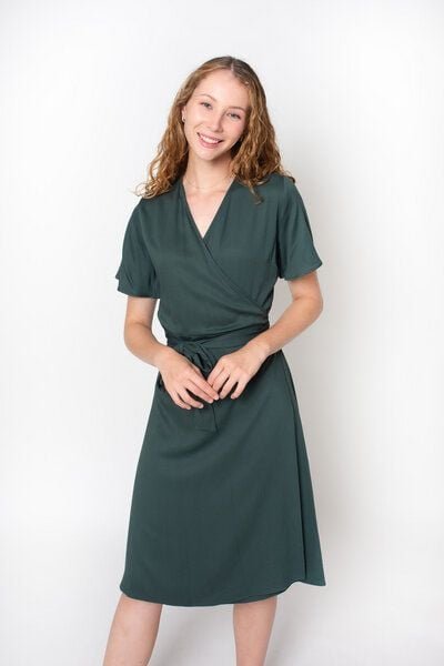 Thumbnail - Zerum Tencel Wickelkleid Modell: Suki Tencel Wickelkleid Modell: Suki Tencel Wickelkleid Modell: Suki Tencel Wickelkleid...