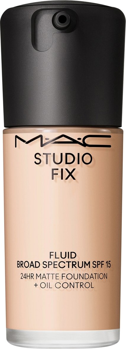 MAC Studio Fix Fluid Broad Spectrum SPF15 Foundation 30ml (Various Shades) - NC10