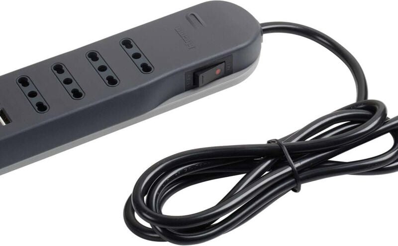 bticino Slim Verlängerungskabel 1,5 m 4 AC-Ausgänge Drinnen Grau